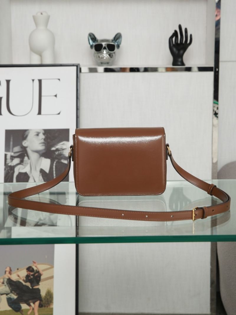 Ce1i*e triomphe bags